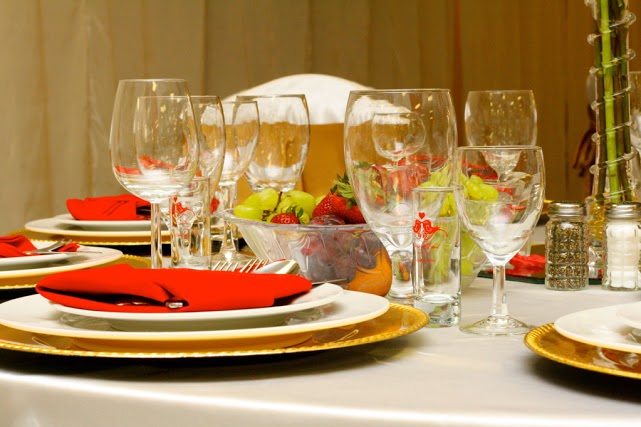 This photo features the dinnerware and glassware we offer, which you'll notice comes in various styles. 